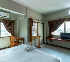 Трёхместный номер Standard в Best LD Hotel