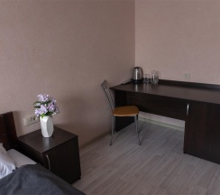 Номер стандарт улучшенный с 1 двуспальной кроватью в Маргелов