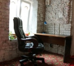 Дизайнерская отдельная комната с общими удобствами в Gallery and more