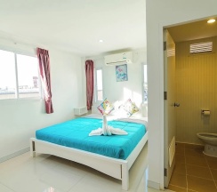 Студия Deluxe в Bird Hotel