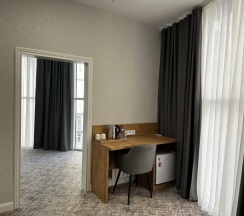 Люкс с панорамным видом на бульвар в Sintem Premium Hotel