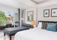 Двухместный номер Deluxe Terrace с видом на бассейн двуспальная кровать в Thavorn Palm Beach Resort Phuket