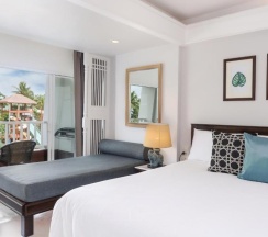 Двухместный номер Deluxe Terrace с видом на бассейн двуспальная кровать в Thavorn Palm Beach Resort Phuket