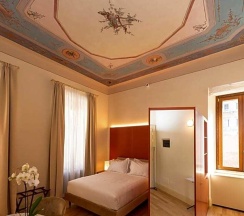 Номер Deluxe с балконом в Sentho Roma