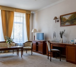 Полулюкс в Голден отель