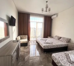 Трёхместный номер Comfort Plus (общая ванная комната) в Санторини