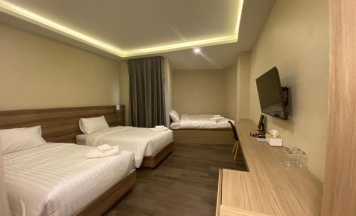 Семейный номер Deluxe в Calinton Hotel