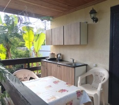 Четырёхместный номер Comfort с балконом в У Комаровых