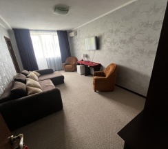 Двухкомнатный с видом на море/family room with sea view в Rich House
