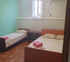 3-местный номер эконом (мансарда) в В гостях у Светланы