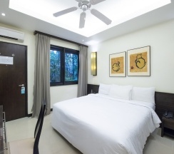 Трёхместный номер Standard в Lokal Phuket