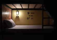 Двухместный номер Standard двухъярусная кровать в Hide Bangkok Hostel