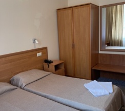 Двухместный с раздельными кроватями без балкона (1 этаж) в Аллес