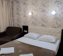 Комната делюкс с 1 двуспальной кроватью в Черноморец