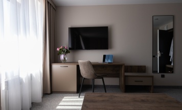 Полулюкс "Junior Suite" в Meereen hotel