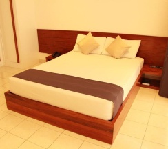 Апартаменты c 1 комнатой с балконом в The Melanesian Port Vila Hotel