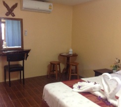 Двухместный номер Standard с балконом двуспальная кровать в Ruan Mai Naiyang Beach Resort