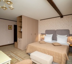 Люкс с красивым видом из окна в Губернский