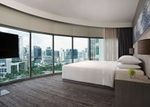 Трёхместный номер Standard с красивым видом из окна в Hyatt Place Bangkok Sukhumvit