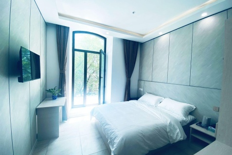 Владивосток: Отель Holiday hotel