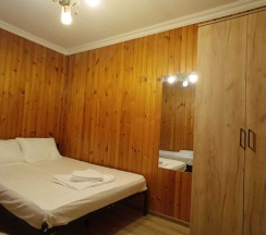 Трехместный номер эконом-класса в Тенистый Берег