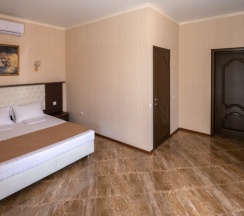 Двухместный номер(двуспальная кровать) в Ленивый тюлень