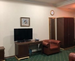 Стандартный четырехместный номер в Nevsky