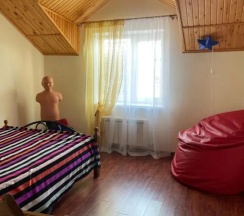 Коттедж в Шатэ