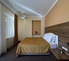 Двухместный номер Стандарт с балконом и с красивым видом из окна двуспальная кровать в Aimara