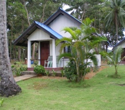 Двухместное бунгало Deluxe рядом с пляжем в Sukorn Andaman Beach Resort