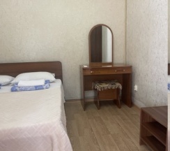 2-х местный Эконом с двуспальной кроватью в Сальма