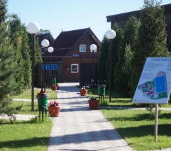 Коттедж стандарт с 5 односпальными кроватями в Plazma