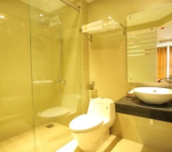 Двухместный номер Deluxe с балконом 2 отдельные кровати в Golden Sand Hotel