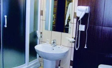 Номер полулюкс улучшенный (с завтраком) в Дмитриевская