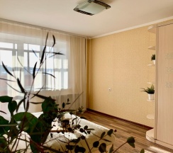 79 Репина 107 в Aparthause