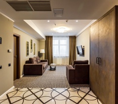 Люкс с 2 комнатами в Willing Hotel