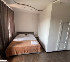Номер студио с балконом 24 в Турист