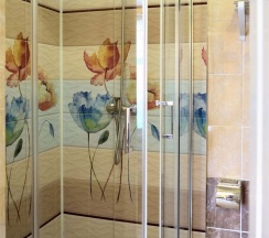 №6. Трехместный номер с дополнительным спальным местом и видом на горы в Прибой