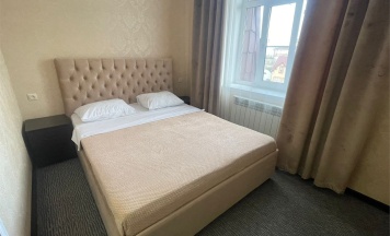 Делюкс в Эмир