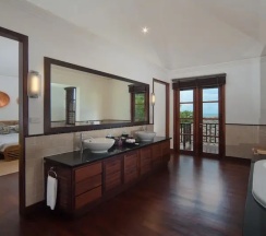 Четырёхместная вилла с 3 комнатами с видом на бассейн в Kanda Residences Pool Villas