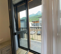 Апартаменты двухкомнатные четырехместные  (улучшенные) с балконом в Polikariya