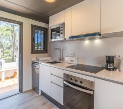 Вилла с 2 комнатами в Casa Gardenia