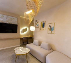 LUXE в Kamarooms Business Hotel&Spa
