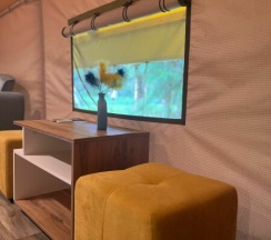 Дикий дом (палатка) в Конаково. Аэро