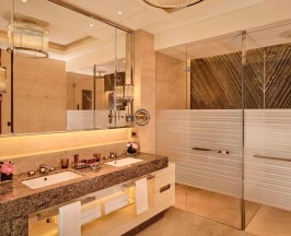 Двухместный номер клубный с видом на город 2 отдельные кровати в The Ritz-Carlton Astana