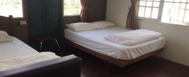 Трёхместный номер Standard в Baan Rare Guesthouse