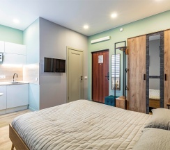Декабристов 20-76/2 в Poshtel VDali