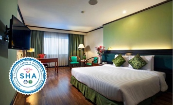 Четырёхместный номер Superior c 1 комнатой в Arawana Regency Park Sukhumvit