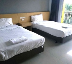 Двухместный номер Standard 2 отдельные кровати в Eurotel Hotel Kanchanaburi (SHA Extra Plus)