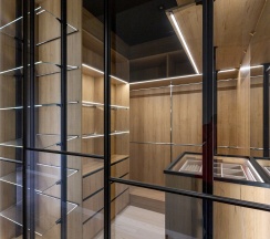 DELUX – 492Б, панорамное окно в Gosh.rent